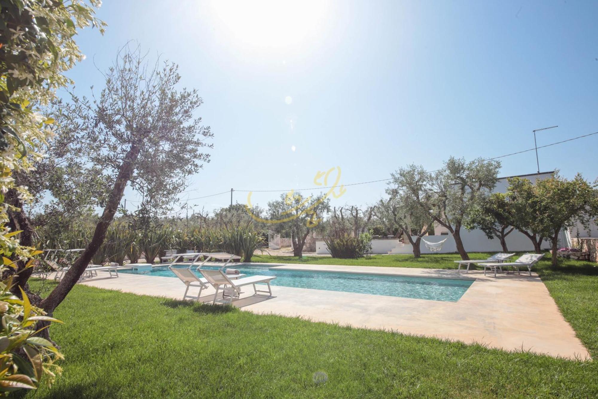 Villa Td Dimora Del Giglio With Organic Garden With Pool à Ostuni Extérieur photo