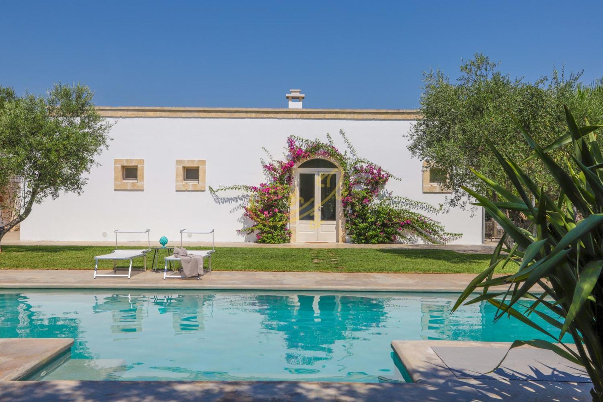 Villa Td Dimora Del Giglio With Organic Garden With Pool à Ostuni Extérieur photo