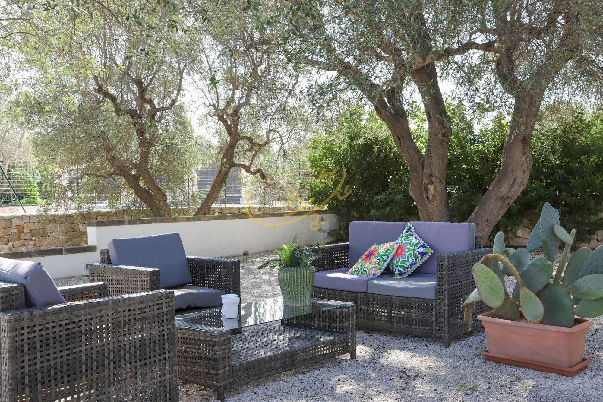 Villa Td Dimora Del Giglio With Organic Garden With Pool à Ostuni Extérieur photo