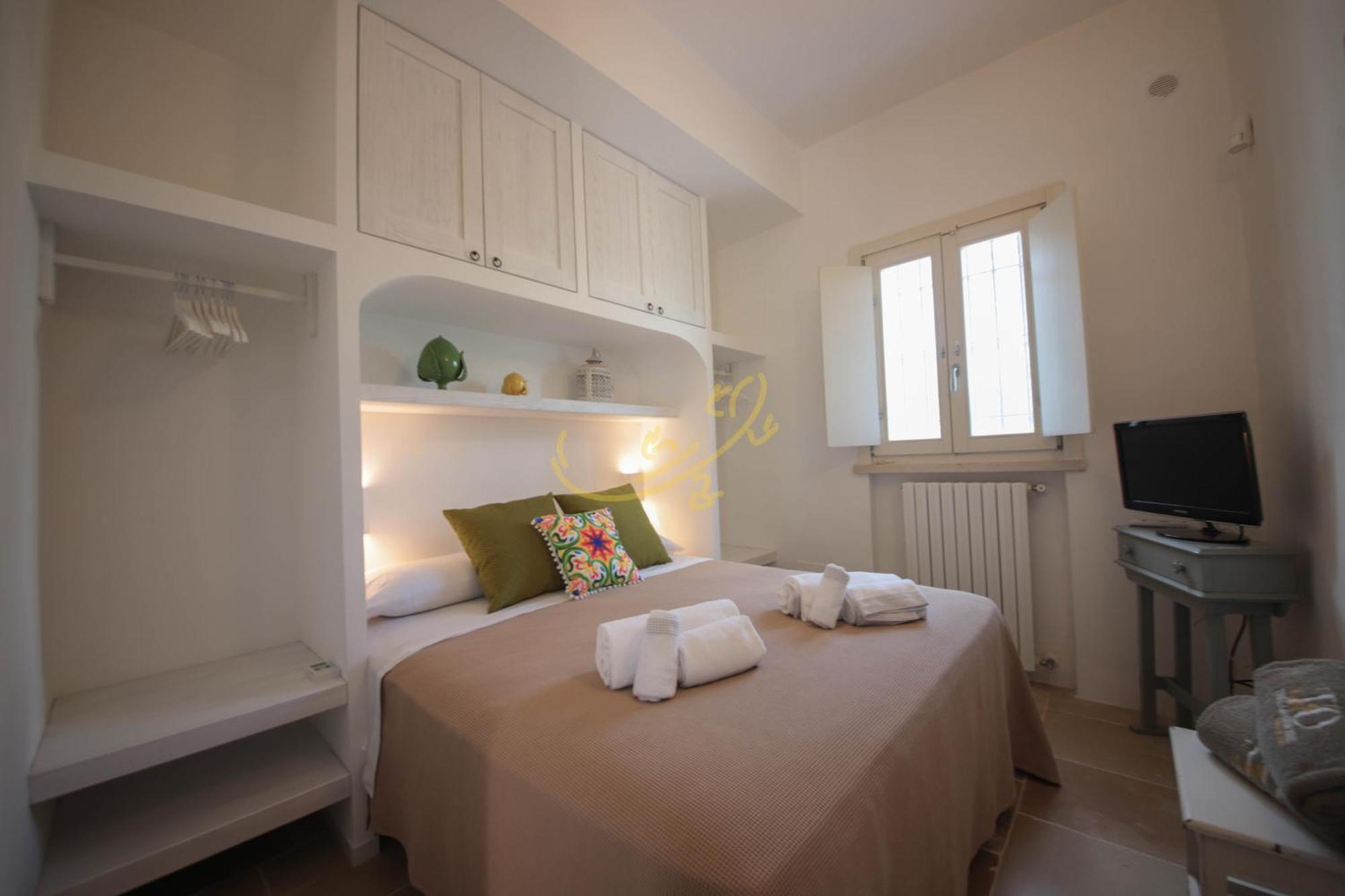 Villa Td Dimora Del Giglio With Organic Garden With Pool à Ostuni Extérieur photo